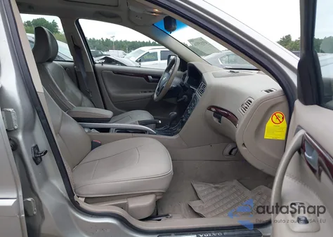 2004 Volvo Xc70 2.5T from USA, damaged, VIN YV1SZ59H141147443